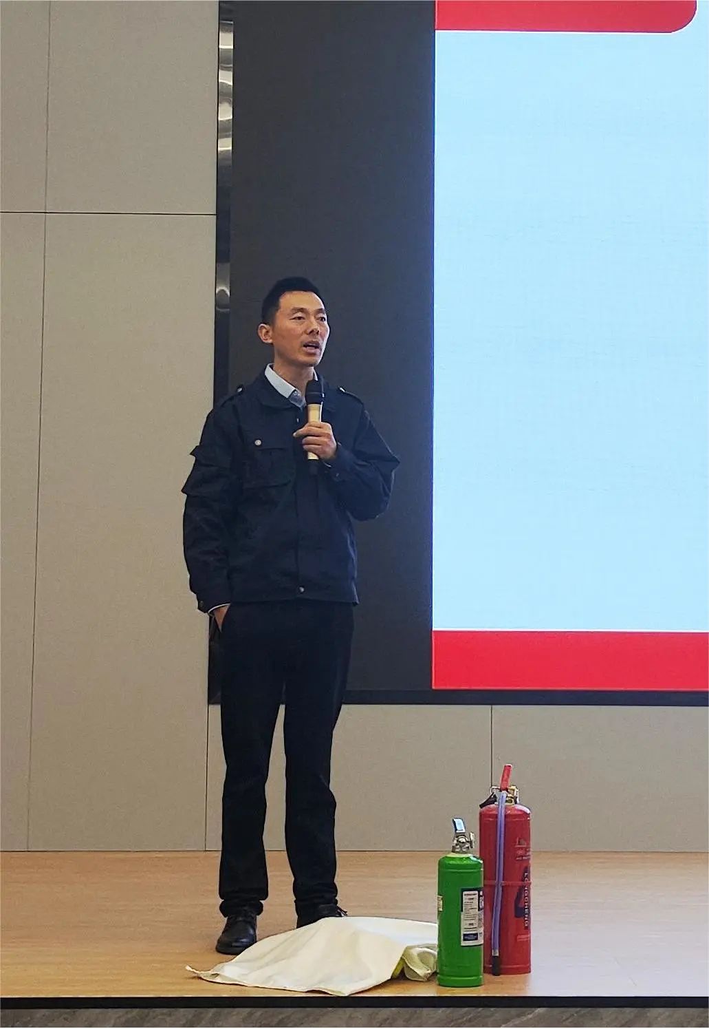 预防为主 生命至上|球王会集团组织开展消防清静知识培训-球王会新闻-球王会有限公司
